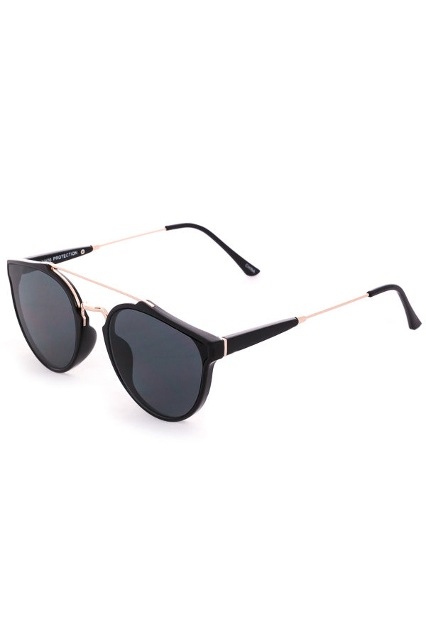 Capri Cutout Modern Aviator Sunglasses - Black / Gold
